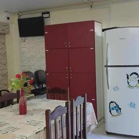 Hostel Em Brusque - Para Quem Busca Economia - Otima Localizacao Exterior foto